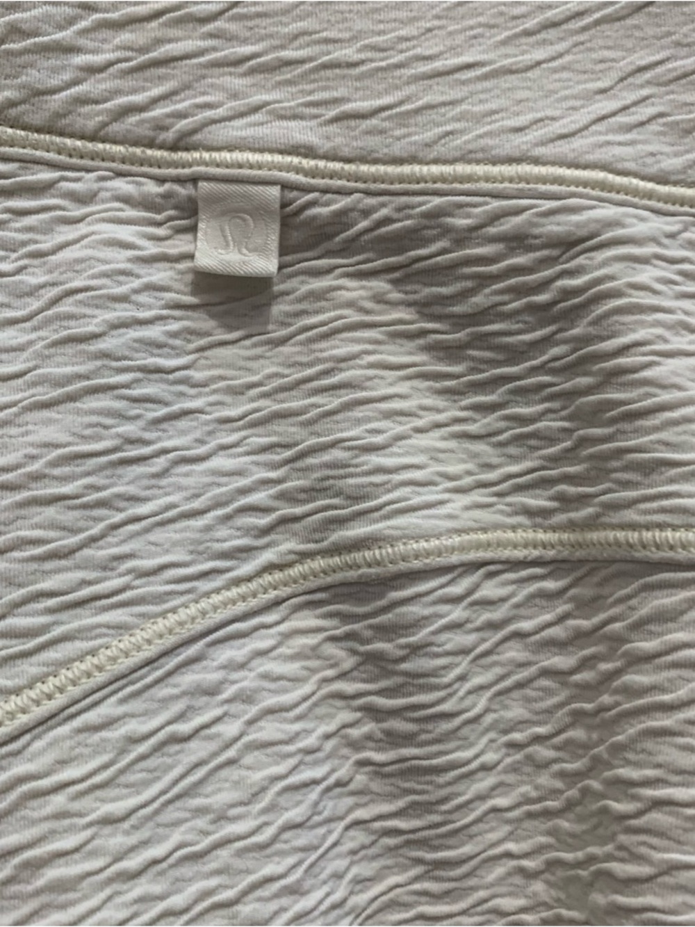 Lululemon Feel The Pleat crop athletic wear pants - Picture 7 of 8
